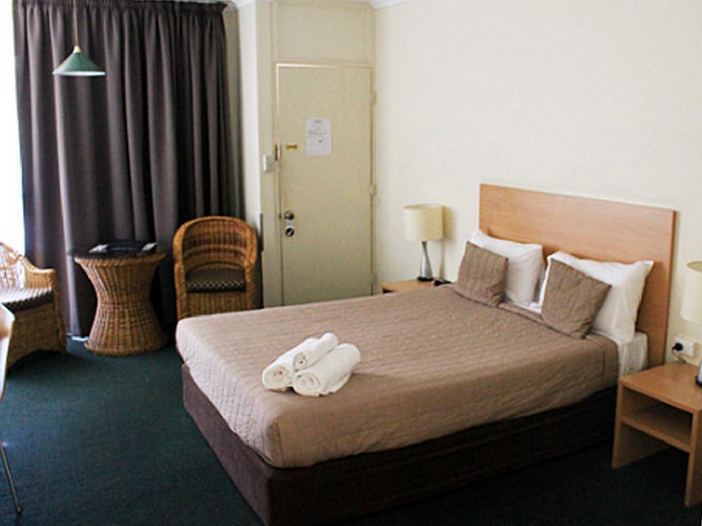 רוקהמפטון Glenmore Palms Motel מראה חיצוני תמונה