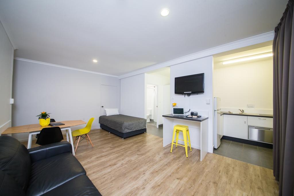 רוקהמפטון Glenmore Palms Motel מראה חיצוני תמונה