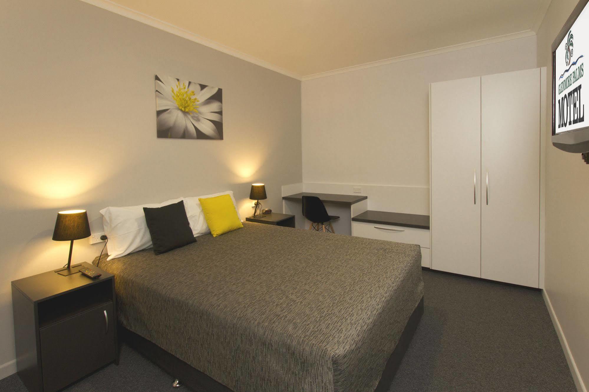 רוקהמפטון Glenmore Palms Motel מראה חיצוני תמונה
